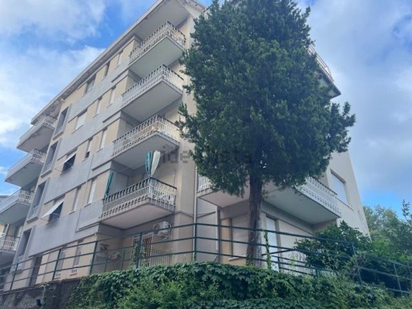 appartamento in vendita ad Albisola Superiore