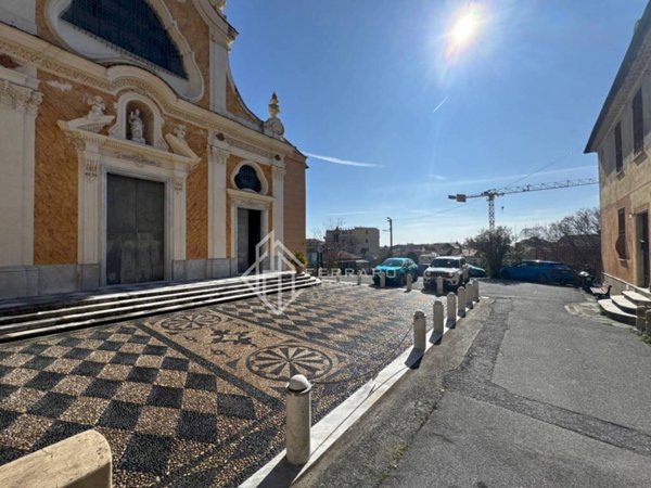 appartamento in vendita ad Albisola Superiore