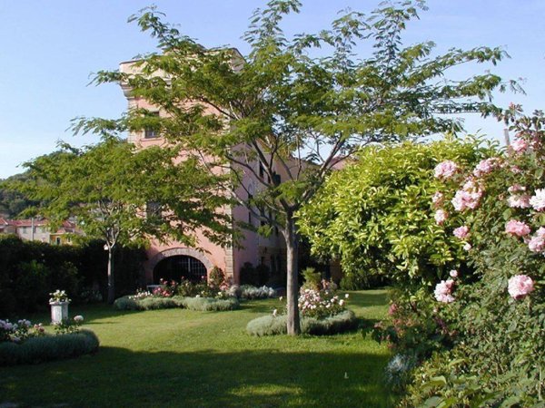 casa indipendente in vendita ad Albisola Superiore