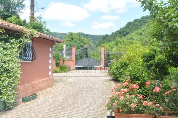 casa indipendente in vendita ad Albisola Superiore