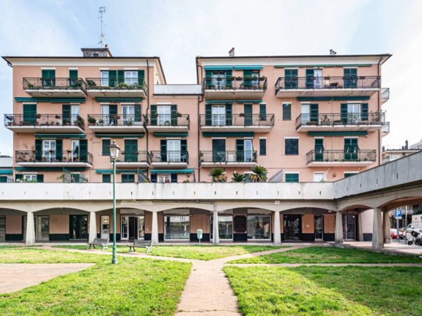 appartamento in vendita ad Albisola Superiore
