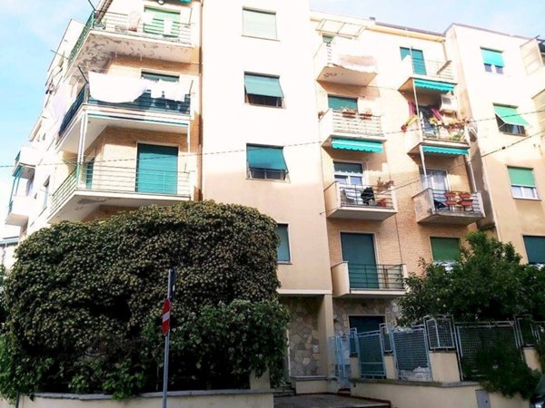 appartamento in vendita ad Albisola Superiore