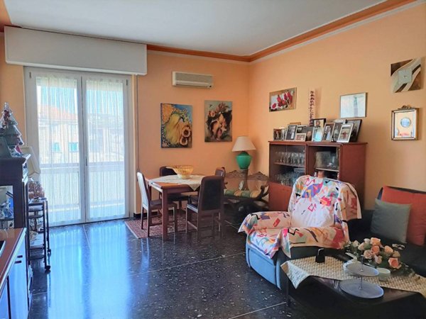 appartamento in vendita ad Albisola Superiore