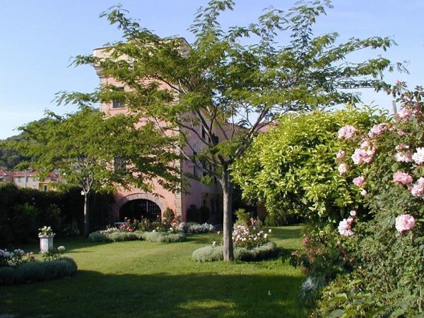 casa indipendente in vendita ad Albisola Superiore