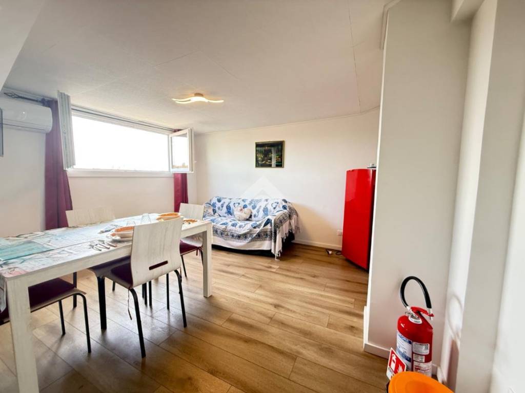 appartamento in vendita ad Albisola Superiore