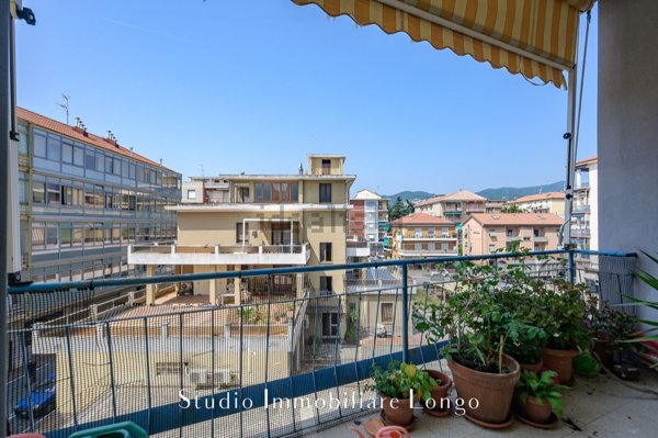 appartamento in vendita ad Albisola Superiore