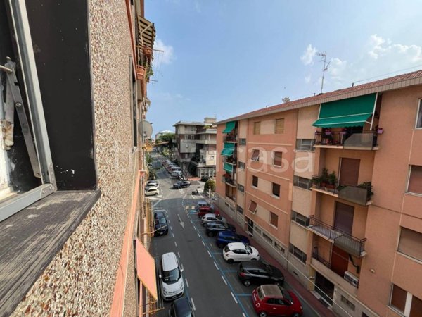 appartamento in vendita ad Albisola Superiore