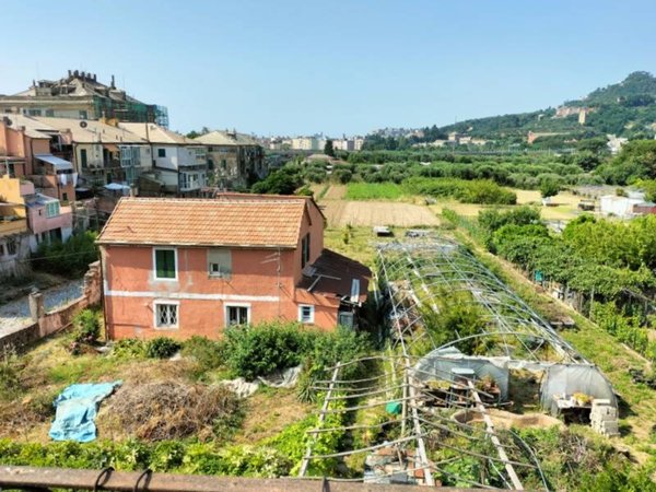 casa indipendente in vendita ad Albisola Superiore