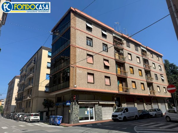 appartamento in vendita ad Albisola Superiore
