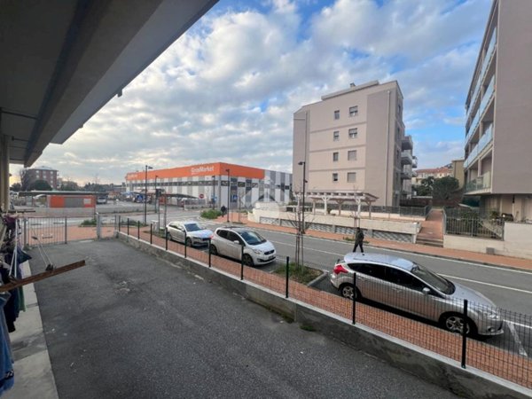appartamento in vendita ad Albisola Superiore