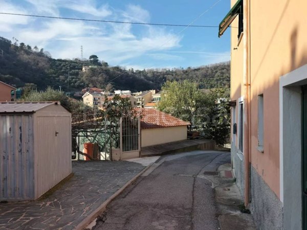 appartamento in vendita ad Albisola Superiore
