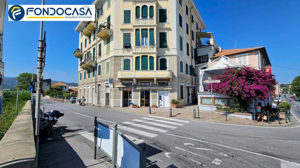 locale di sgombero in vendita ad Albisola Superiore