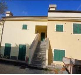 casa indipendente in vendita ad Albisola Superiore