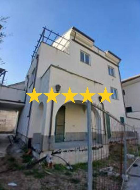 appartamento in vendita ad Albisola Superiore