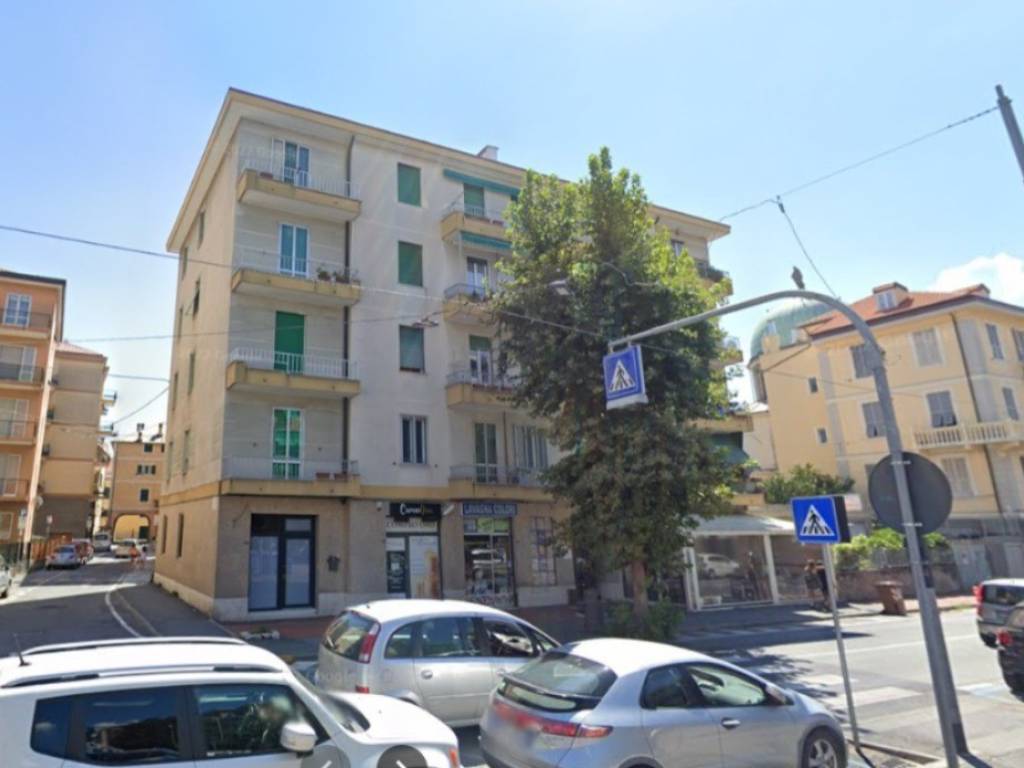 appartamento in vendita ad Albisola Superiore