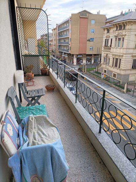 appartamento in vendita ad Albisola Superiore