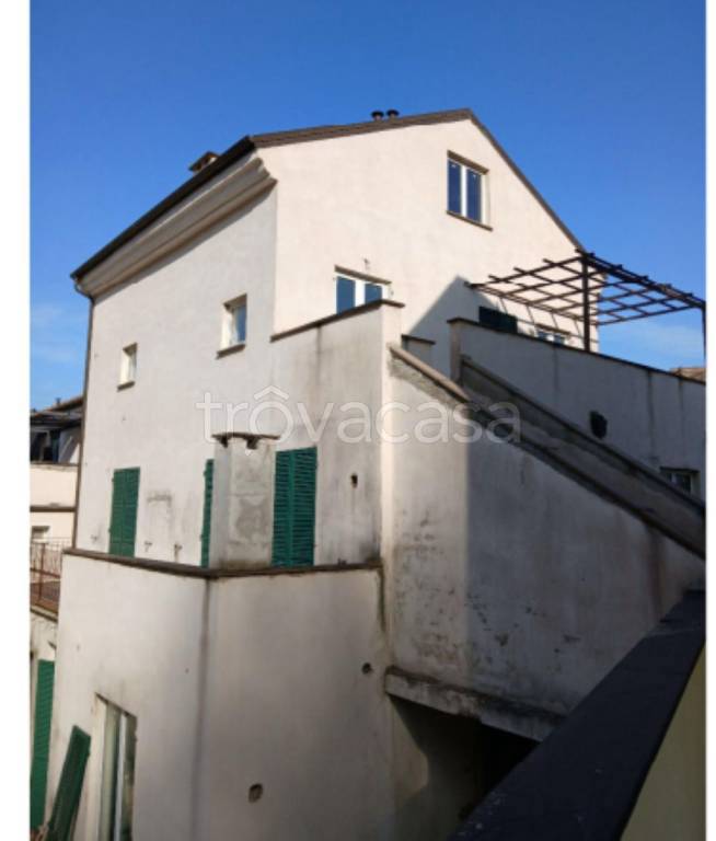 appartamento in vendita ad Albisola Superiore