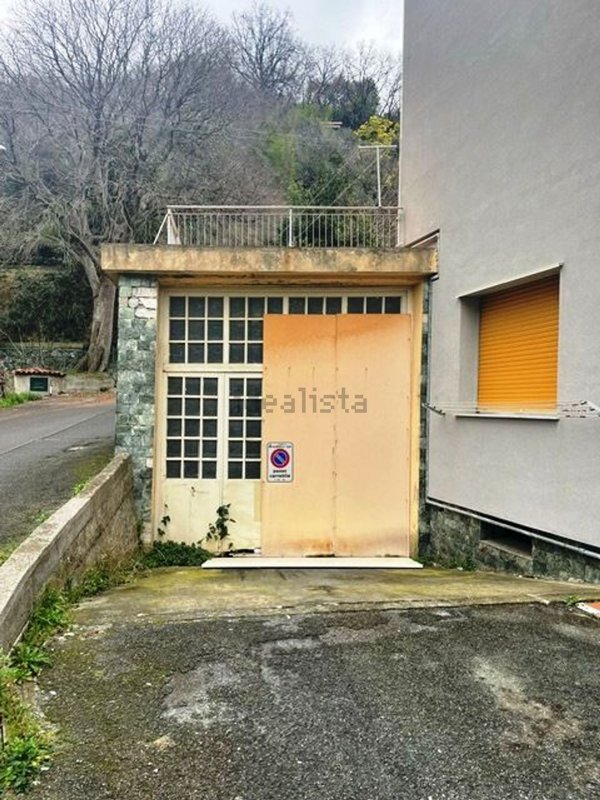 locale di sgombero in vendita ad Albisola Superiore