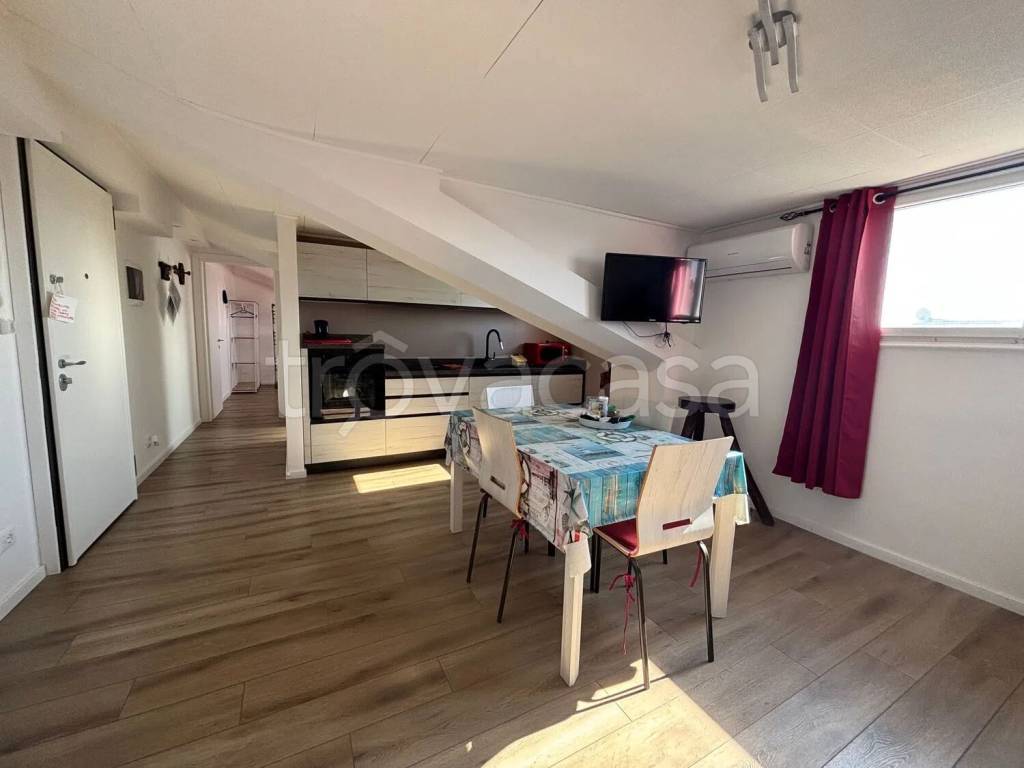 appartamento in vendita ad Albisola Superiore