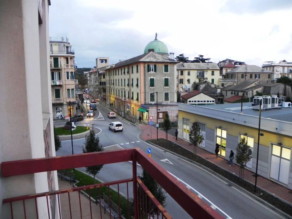 appartamento in vendita ad Albisola Superiore