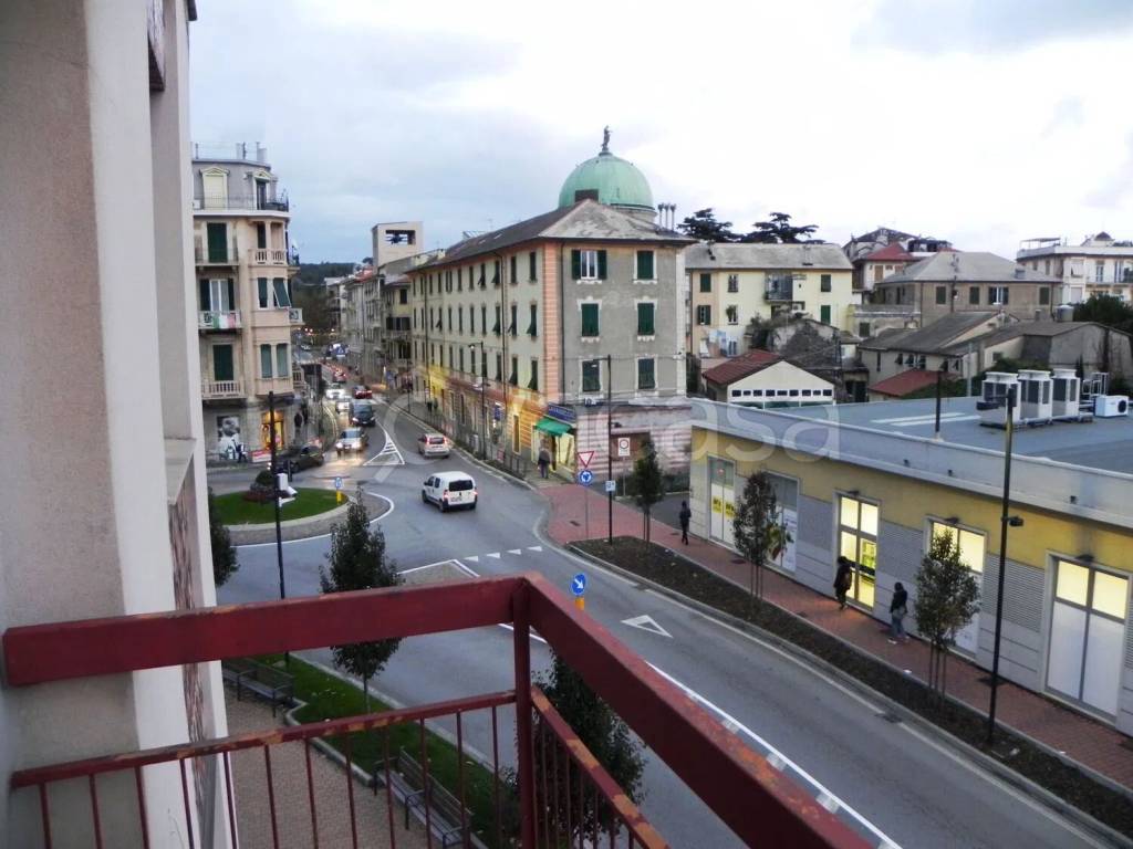 appartamento in vendita ad Albisola Superiore