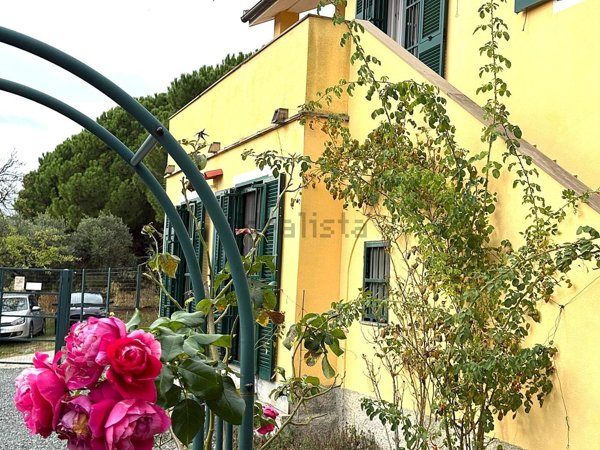 casa indipendente in vendita ad Albisola Superiore