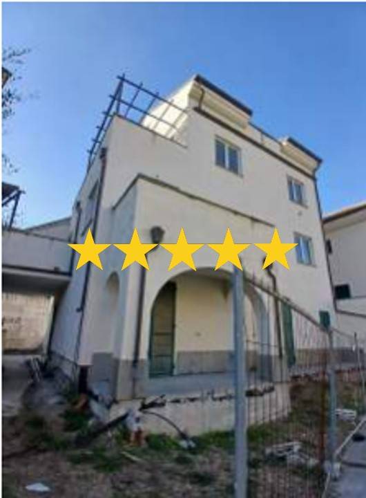 appartamento in vendita ad Albisola Superiore