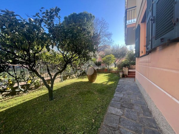 appartamento in vendita ad Albisola Superiore