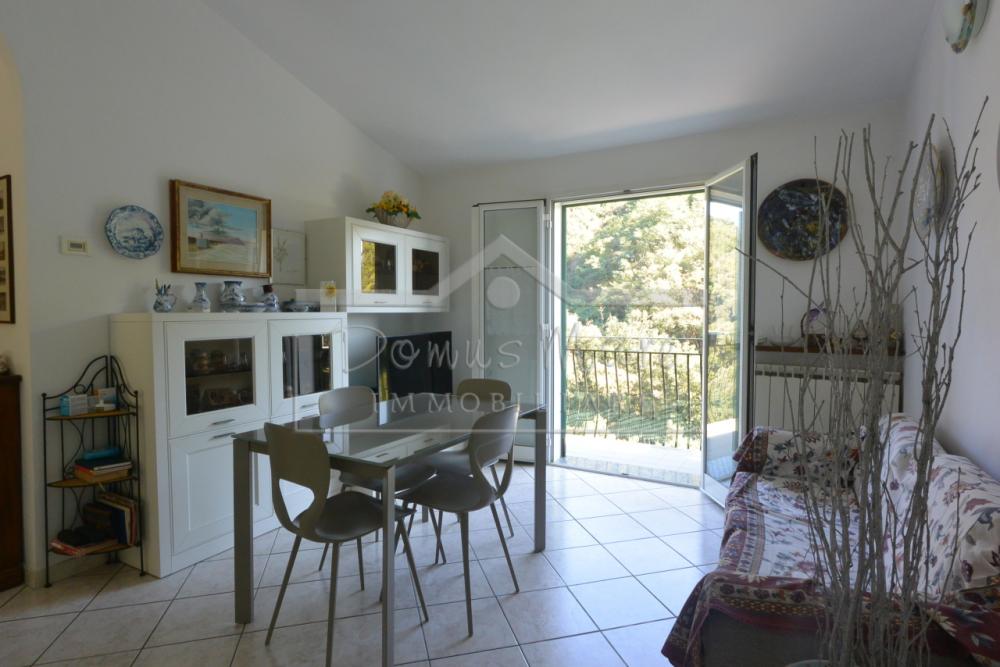 appartamento in vendita ad Albisola Superiore