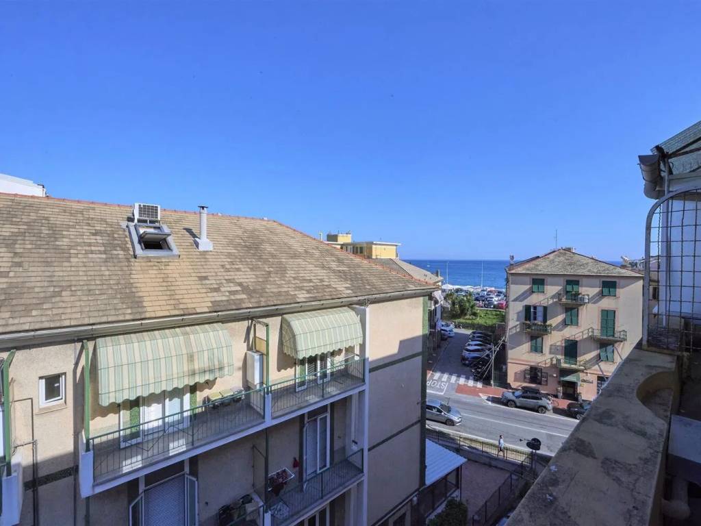 appartamento in vendita ad Albisola Superiore