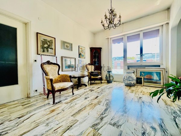 appartamento in vendita ad Albisola Superiore