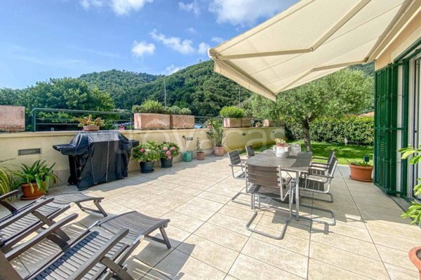 casa indipendente in vendita ad Albisola Superiore