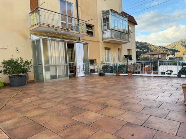 appartamento in vendita ad Albisola Superiore