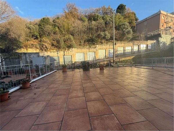 appartamento in vendita ad Albisola Superiore