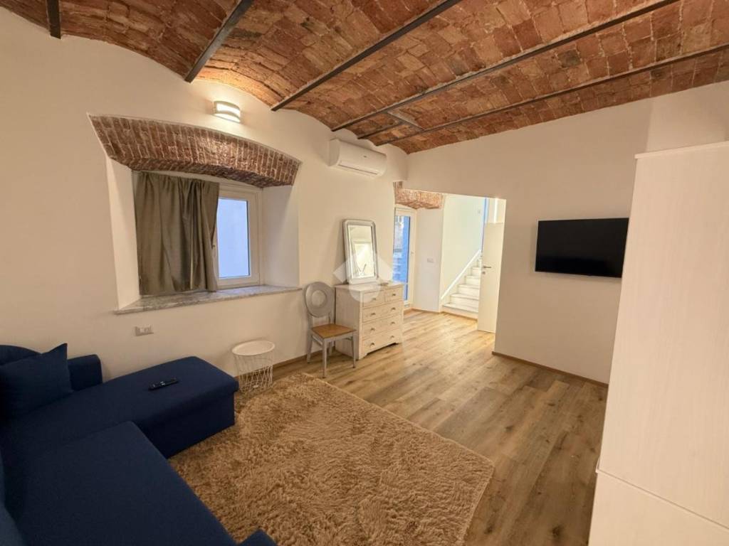 appartamento in vendita ad Albisola Superiore