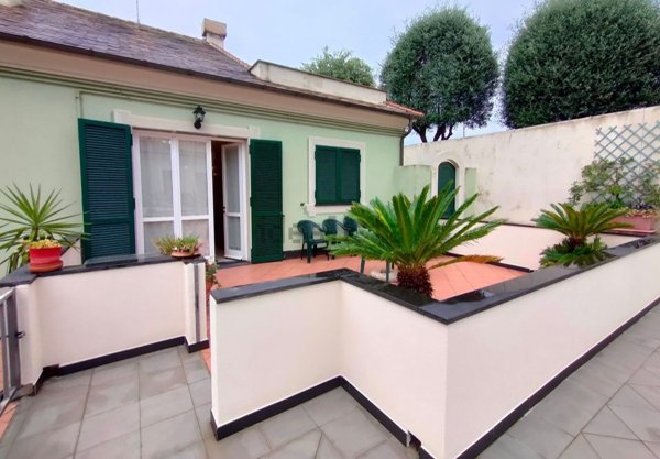 appartamento in vendita ad Albisola Superiore