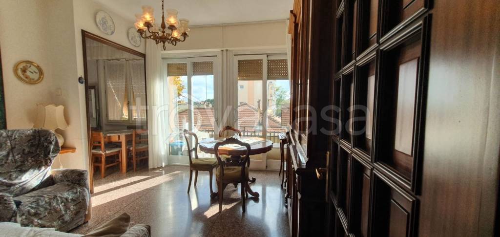 appartamento in vendita ad Albisola Superiore