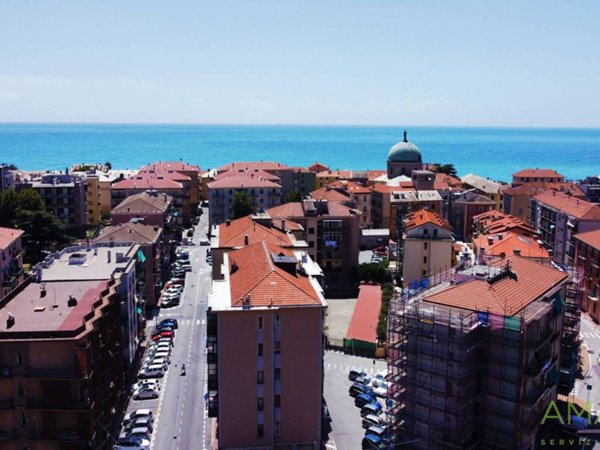 appartamento in vendita ad Albisola Superiore