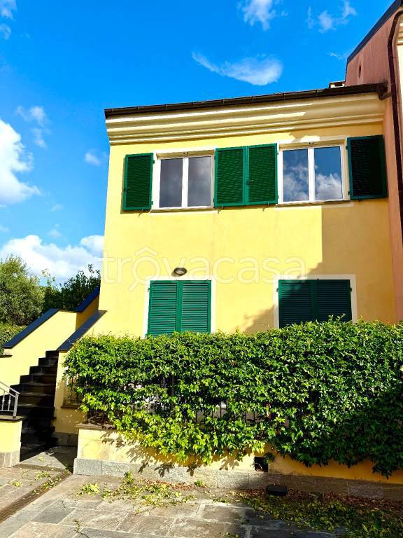appartamento in vendita ad Albisola Superiore