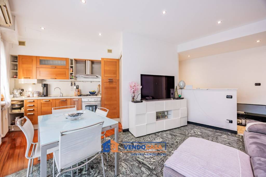 appartamento in vendita ad Albisola Superiore