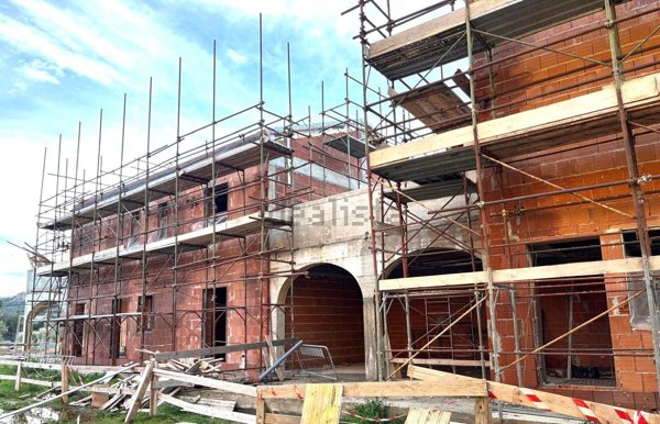 appartamento in vendita ad Albisola Superiore