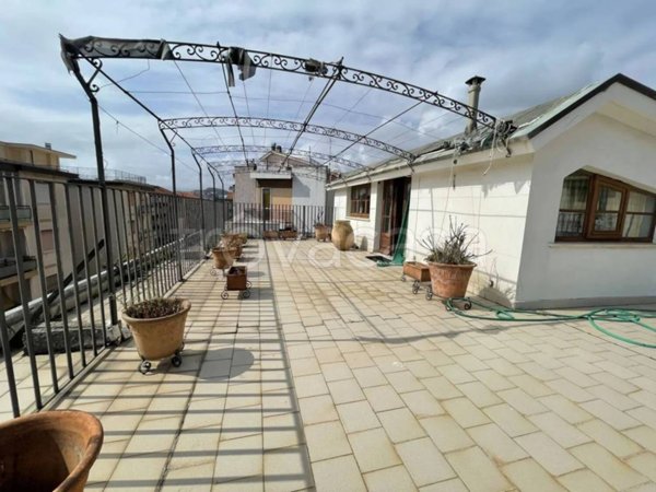 appartamento in vendita ad Albisola Superiore