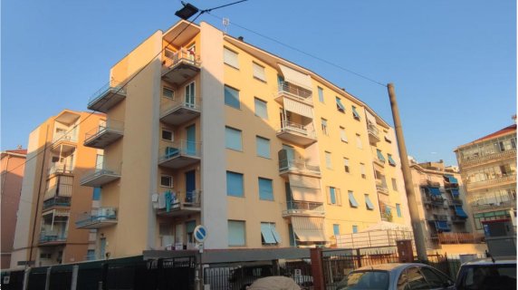 appartamento in vendita ad Albisola Superiore