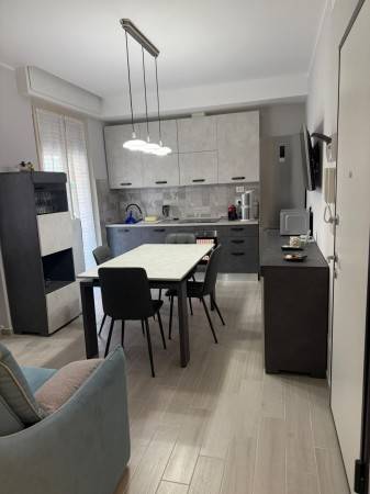 appartamento in vendita ad Albisola Superiore
