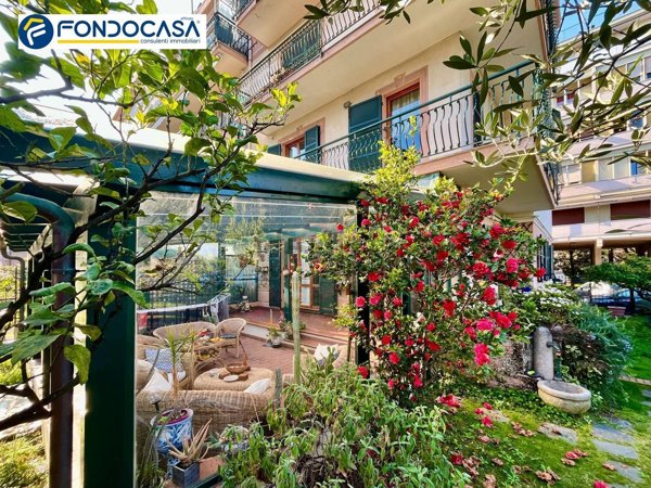 appartamento in vendita ad Albisola Superiore