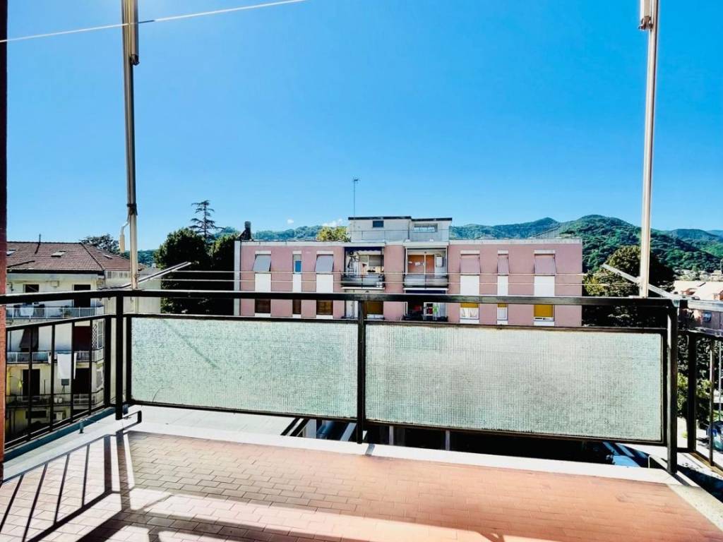 appartamento in vendita ad Albisola Superiore