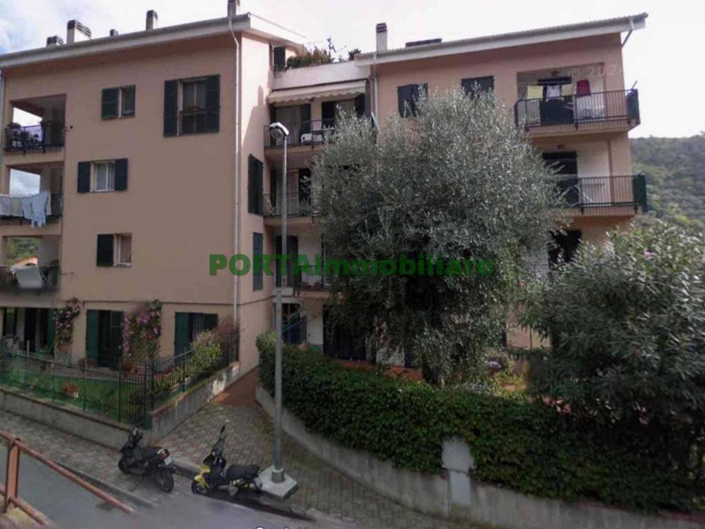 appartamento in vendita ad Albisola Superiore