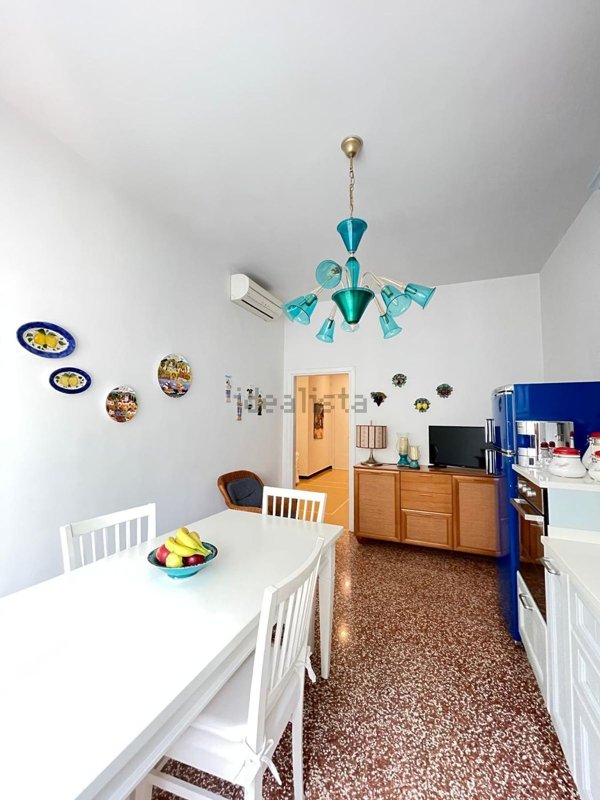 appartamento in vendita ad Albisola Superiore