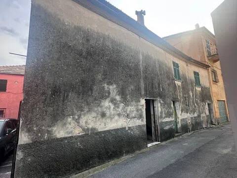 appartamento in vendita ad Albisola Superiore