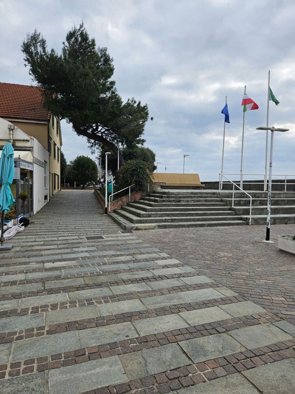 appartamento in vendita ad Albisola Superiore